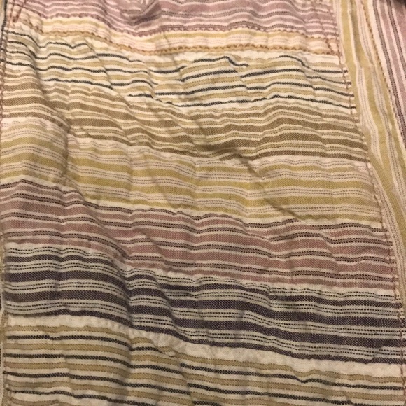 Free People button top - Picture 4 of 4